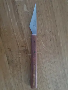 Couteau pour le crottin de Chavignol