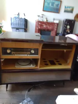 meuble radio tourne disque vintage