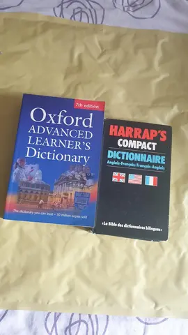 2 gros dictionnaires d'anglais