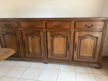 donne meubles et pendule