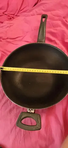 Wok antiadhésif