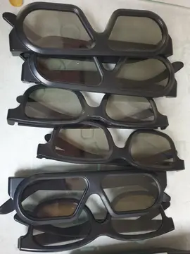 lunettes pour le cinéma en 3D