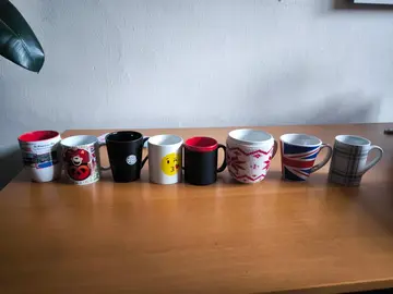 mugs