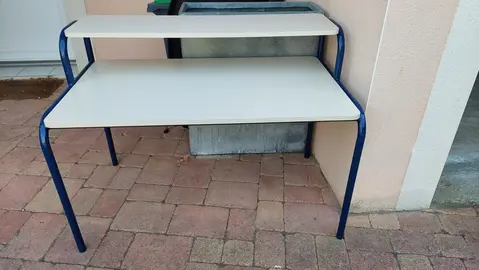 bureau + caisson 3 tiroirs sur roulettes