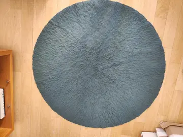 Tapis laine bleu pétrole