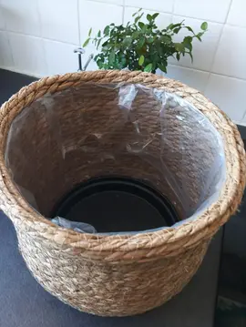 cache pot en osier