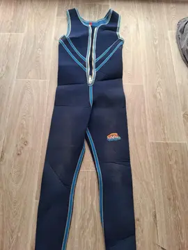 combinaison sport nautique enfant 6 ans