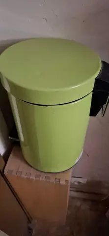 petite poubelle salle de bains