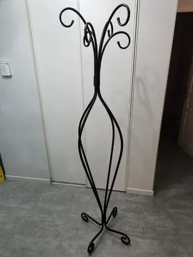 porte manteau fer forgé à refixer