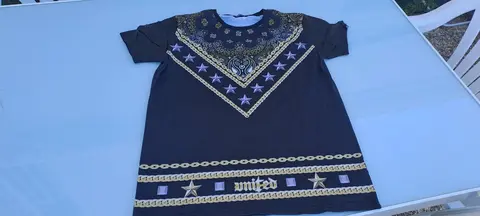 tee short