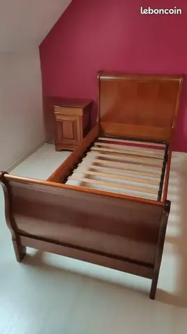 DONNE CHAMBRE MERISIER EN 80 AVEC LITERIE SANS TABLE DE CHEVET