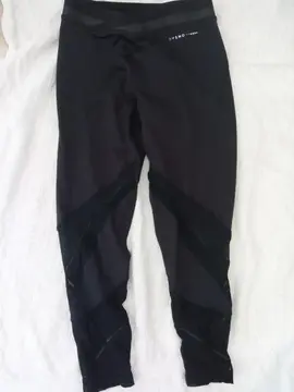 Pantacourt sport XS Noir femme OYSHO Fitness