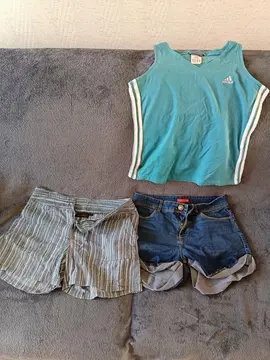 Lot débardeur et short femme