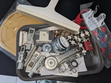 Lot de tout, issu du tri de ma caisse à outils