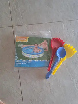 petite piscine gonflable neuve