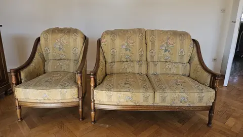 Canapé et 1 fauteuil assorti