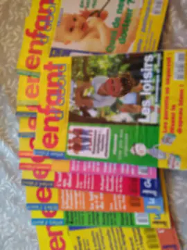Lot de revues 'enfant d'abord'