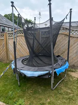 trampoline bon état général