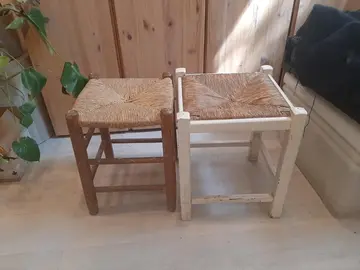 Tabourets en bois