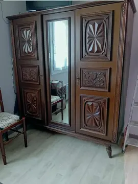 Armoire ancienne