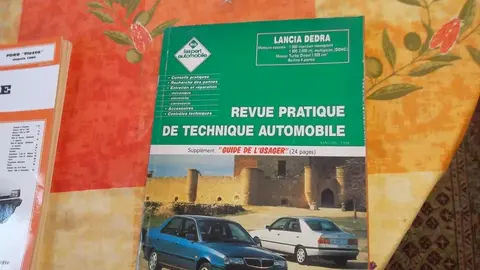 Revues techniques automobiles