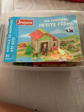 Ma première petite ferme en bois