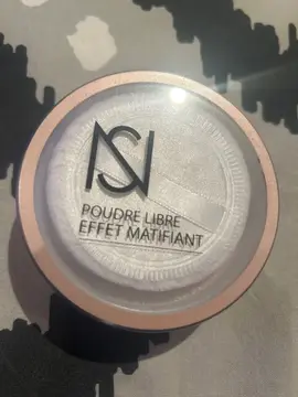 poudre libre effet matifiant