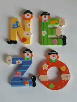 Lettres décoratives