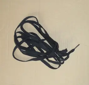Lacets noirs