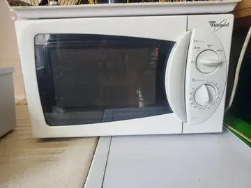 micro ondes Whirlpool