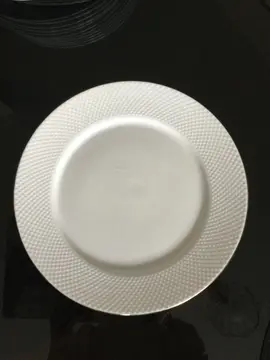 Assiettes plates