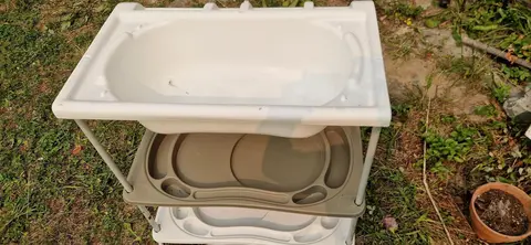 baignoire solide et stable pour bébé