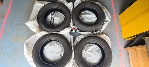 4 pneus été 195/65/R15