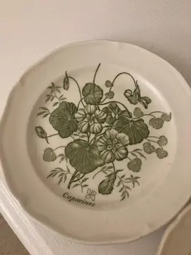 Lot de 3 assiettes à dessert vintage