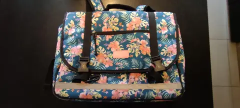 Cartable fleuri Rip Curl