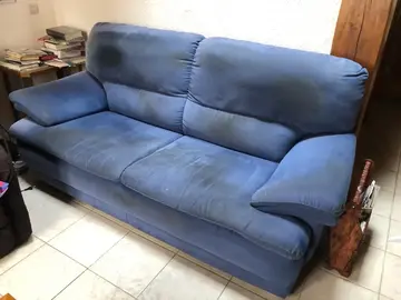 canapé en tissus bleu