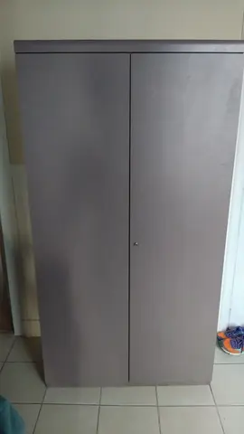 armoire bon état