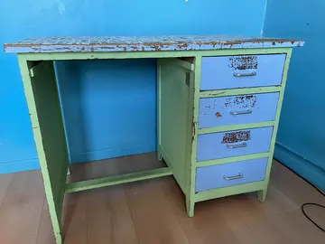 Donne bureau bois peint