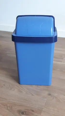 poubelle petite