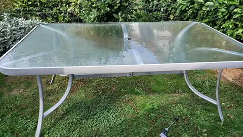 table jardin et 3 fauteuils