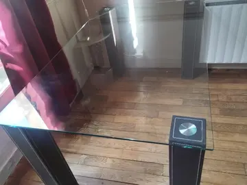 table à manger en verre