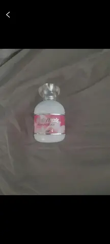 flacon de parfum vide
