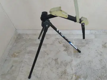 Pied d'atelier support vélo Décathlon WS100