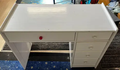 Bureau enfant blanc