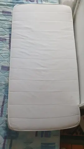 Matelas lit bébé