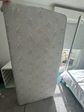 matelas 90x190