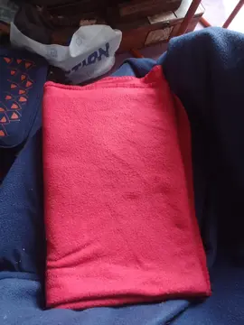 Plaid rouge bon état