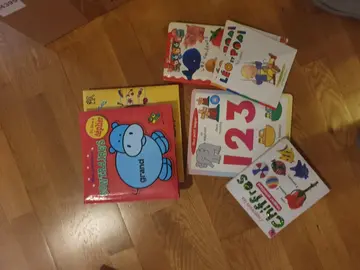 Donne divers livres