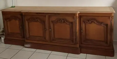 vieux buffet en bois