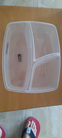 Boîte de rangement à compartiments